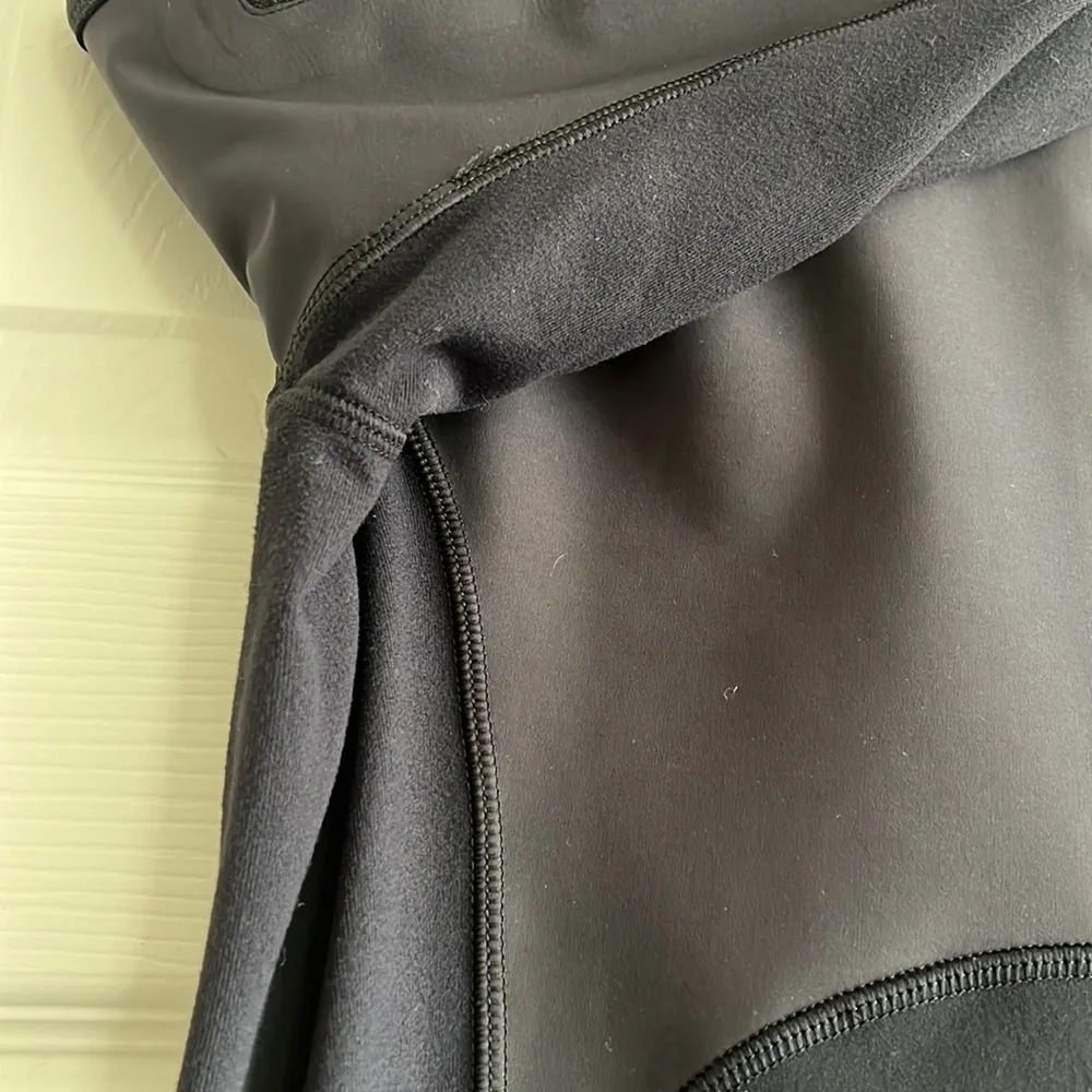 Lululemon Run Draft Dodger Jacket - good used condition - Picture 13 of 15